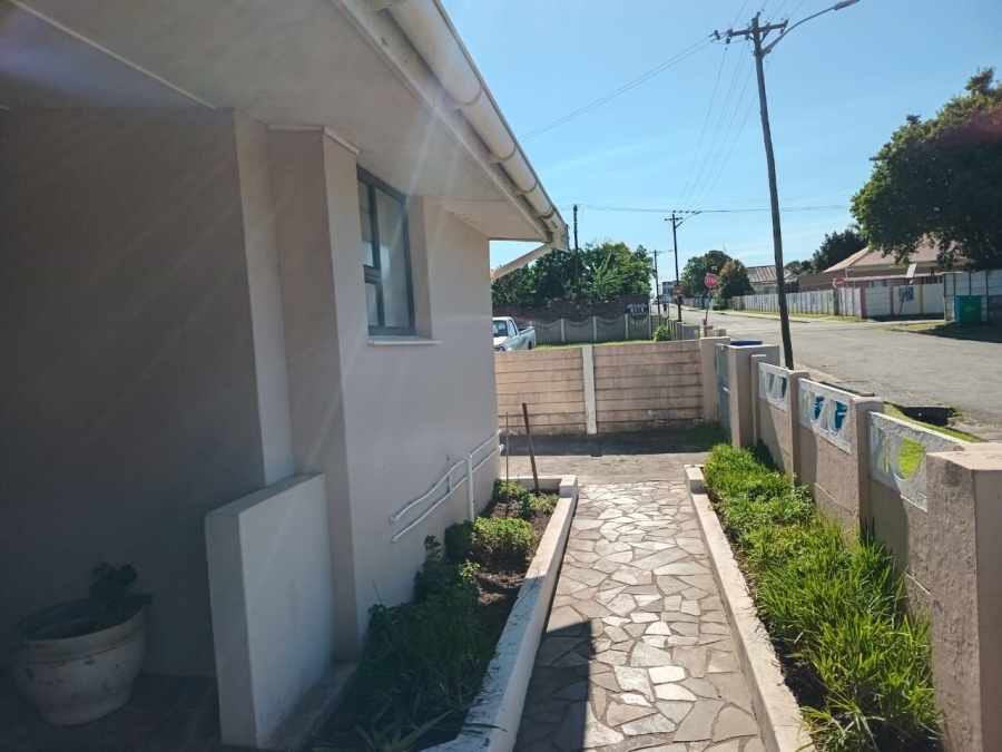 3 Bedroom Property for Sale in Cambridge Eastern Cape